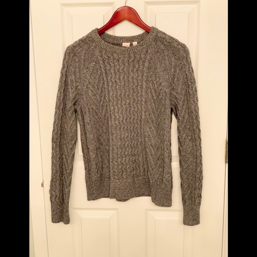 Women’s GAP sweater